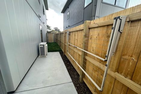 Photo of property in 24 Bader Drive, Mangere, Auckland, 2022