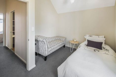 Photo of property in Pirie Street Townhouses, 27/35 Pirie Street, Mount Victoria, Wellington, 6011