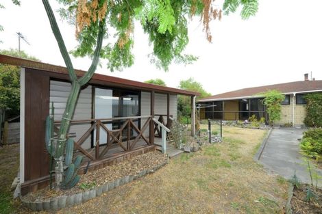 Photo of property in 56 Royal Park Drive, Parklands, Christchurch, 8083