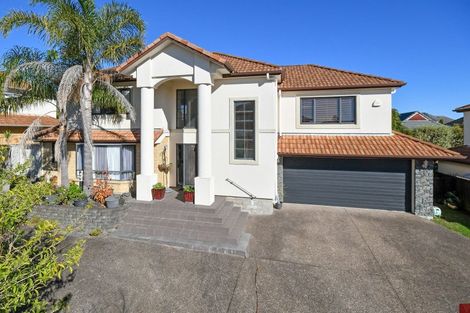 Photo of property in 106 Meadowland Drive, Somerville, Auckland, 2014