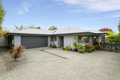 Photo of property in 9 Sunset Street, Hilltop, Taupo, 3330