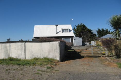 Photo of property in 84 Himatangi Street, Himatangi Beach, Foxton, 4891