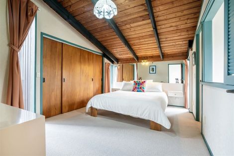 Photo of property in 27 Hadfield Street, Beach Haven, Auckland, 0626