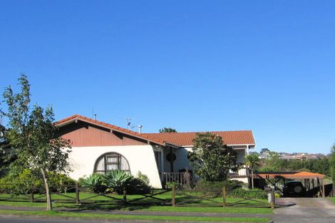 Photo of property in 113 Redoubt Road, Goodwood Heights, Auckland, 2105