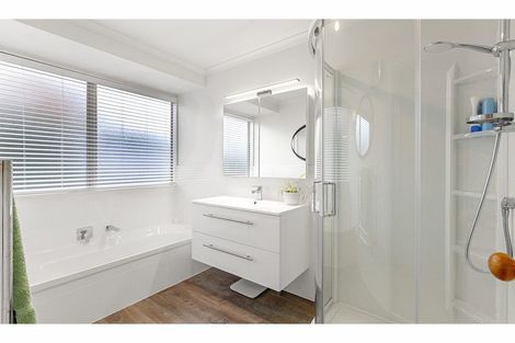 Photo of property in 294 Grandview Road, Western Heights, Hamilton, 3200