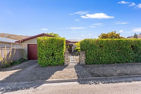 Photo of property in 9 Blyth Street, Clyde, 9330