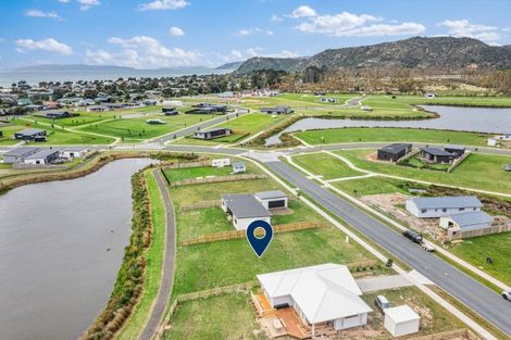 Photo of property in 208 Hamiora Street, Matarangi, 3592