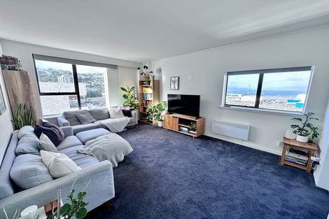Photo of property in Hobson Court Flats, 65/70 Hobson Street, Thorndon, Wellington, 6011