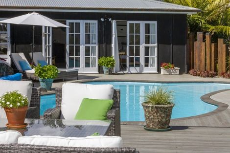 Photo of property in 12-14 Douglas Street, Paraparaumu Beach, Paraparaumu, 5032