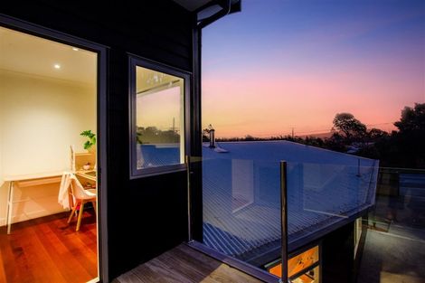 Photo of property in 1b Winara Avenue, Waikanae, 5036