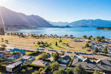 Photo of property in 98 Brownston Street, Wanaka, 9305