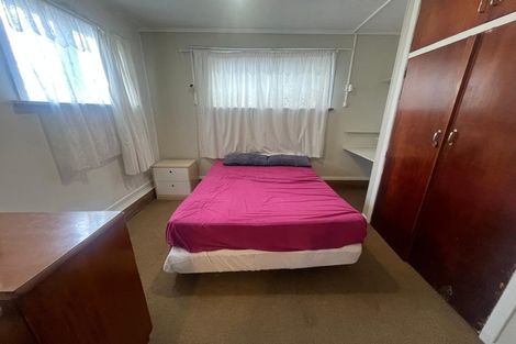 Photo of property in 150 Avondale Road, Avondale, Auckland, 1026