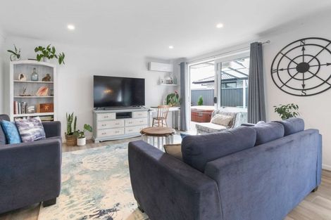 Photo of property in 5 Taffe Crescent, Pyes Pa, Tauranga, 3112