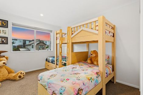 Photo of property in 41 Ambar Ridge Avenue, Massey, Auckland, 0614