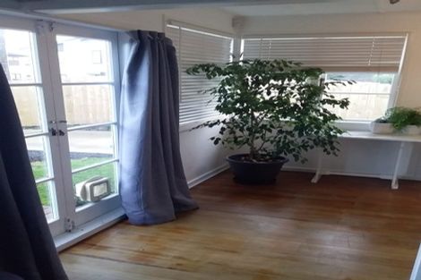 Photo of property in 12a Bernard Street, Tauranga South, Tauranga, 3112