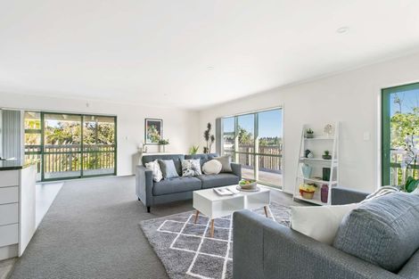 Photo of property in 32 Riverhaven Drive, Wade Heads, Whangaparaoa, 0932