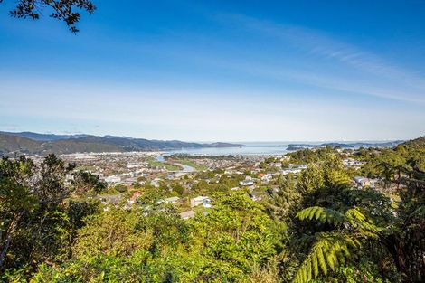 Photo of property in 73 Viewmont Drive, Harbour View, Lower Hutt, 5010