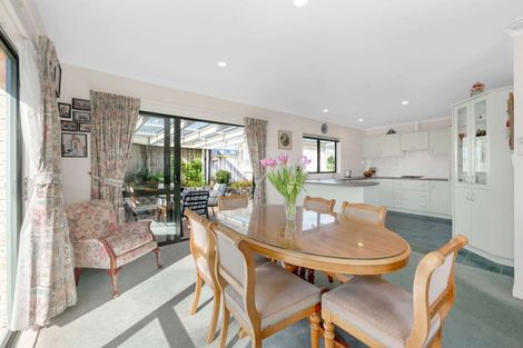 Photo of property in 19 Limerick Place, Dannemora, Auckland, 2016
