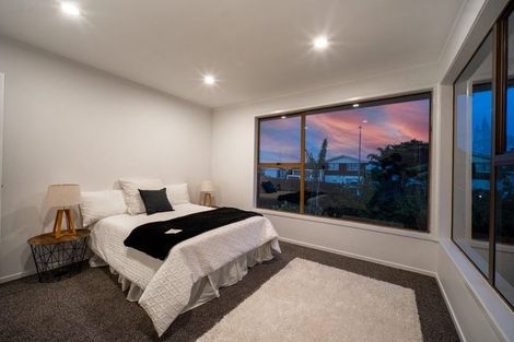 Photo of property in 40 Mckinstry Avenue, Mangere East, Auckland, 2024