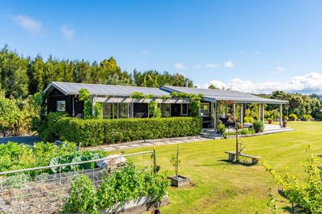 Photo of property in 32 Thelma Road, Mangawhai Heads, Mangawhai, 0505