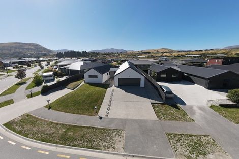 Photo of property in 106 Stalker Road, Lower Shotover, Queenstown, 9304