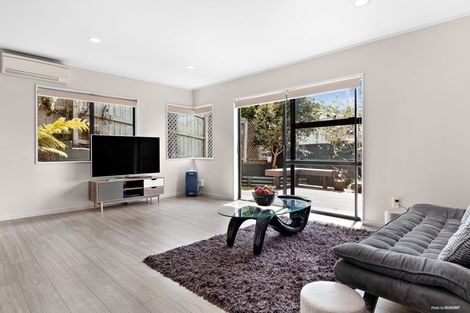 Photo of property in 1/3 Margan Avenue, New Lynn, Auckland, 0600