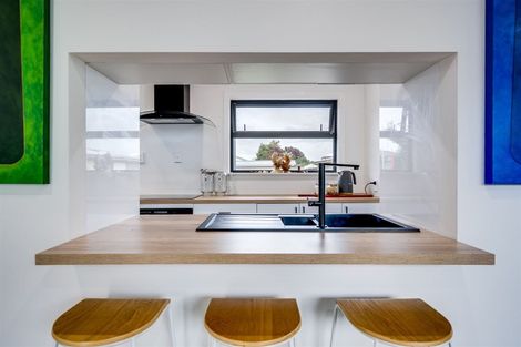 Photo of property in 13 Darwin Crescent, Maraenui, Napier, 4110