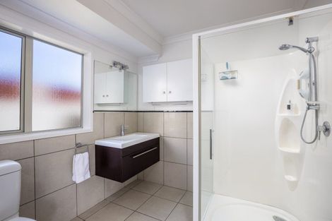 Photo of property in 12 Montrose Place, Highlands Park, New Plymouth, 4312