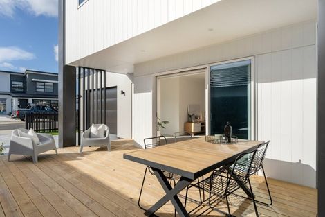 Photo of property in 1 Greenwich Street, Papamoa, 3118