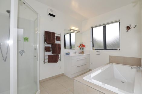 Photo of property in 6 Appin Stuart View, Rangatira Park, Taupo, 3330
