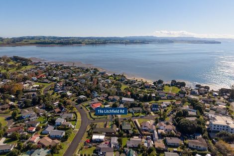 Photo of property in 19a Litchfield Place, Clarks Beach, 2122