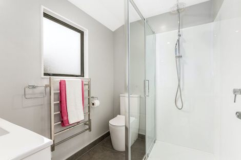 Photo of property in 16 Morere Street, Titahi Bay, Porirua, 5022