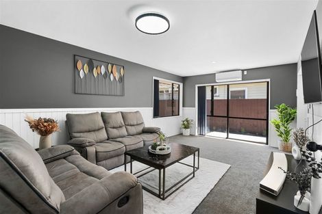 Photo of property in 2/16 James K Baxter Place, Addington, Christchurch, 8024