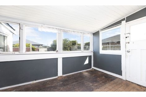 Photo of property in 393 Bower Avenue, Parklands, Christchurch, 8083