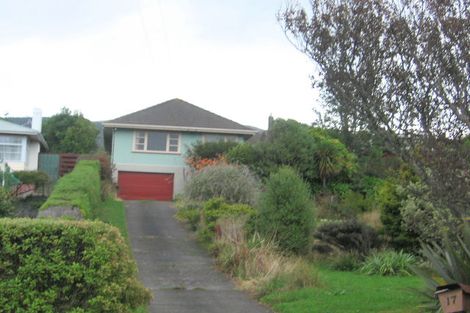 Photo of property in 17 Ranui Terrace, Tawa, Wellington, 5028