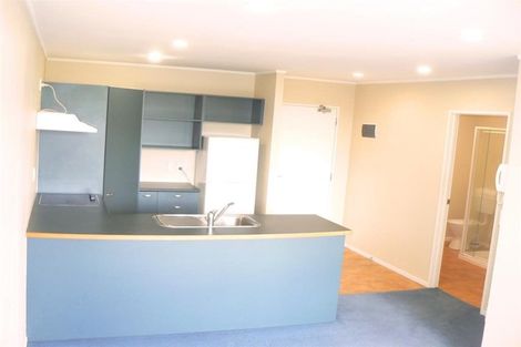 Photo of property in 7/372 Rosedale Road, Rosedale, Auckland, 0632