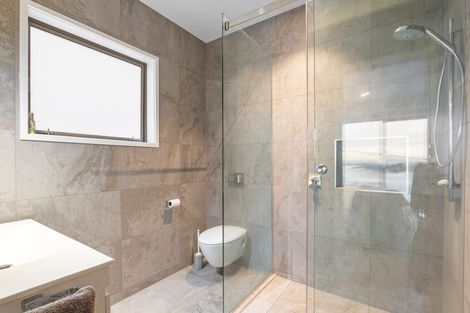 Photo of property in 44 Saint Andrews Hill Road, Mount Pleasant, Christchurch, 8081