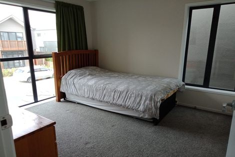 Photo of property in 32 Liquidambar Drive, Hobsonville, Auckland, 0616