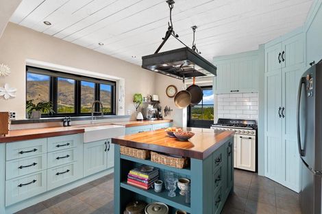 Photo of property in 27 Drake Place, Lake Hawea, Wanaka, 9382