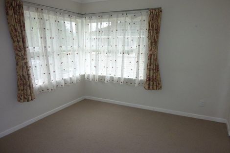 Photo of property in 4018 Great North Road, Glen Eden, Auckland, 0602