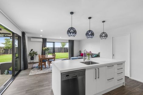 Photo of property in 37 Chris Drive, Rolleston, 7614