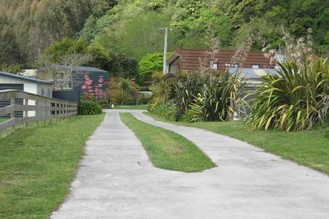Photo of property in 15 Wharetoroa Drive, Rotoiti Forest, Rotorua, 3074