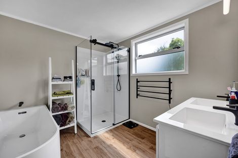 Photo of property in 60 Stanners Street, Eltham, 4322