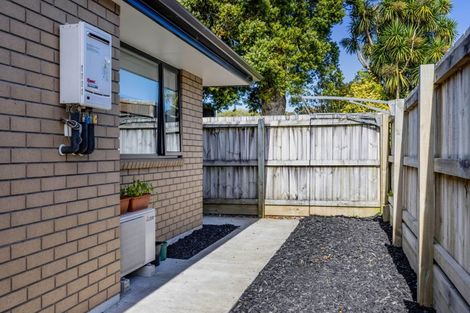 Photo of property in 2/35 Mahoe Street, Inglewood, 4330