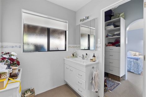 Photo of property in 51 Splitt Avenue, Glenview, Hamilton, 3206