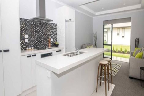 Photo of property in 4 Len Hale Place, Parklands, Christchurch, 8083