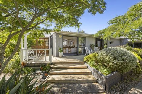 Photo of property in 760 Abel Tasman Drive, Pohara, Takaka, 7183