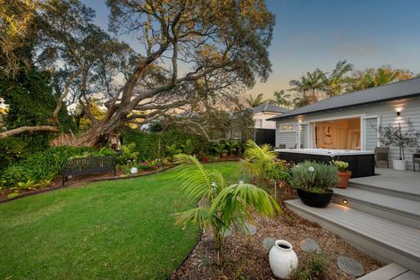 Photo of property in 1a Mozeley Avenue, Devonport, Auckland, 0624