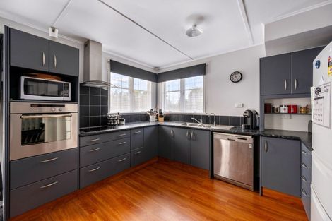 Photo of property in 506 Huia Street, Camberley, Hastings, 4120