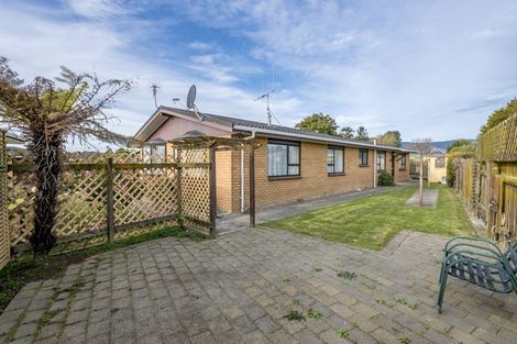 Photo of property in 4 Nikau Place, Otaki, 5512